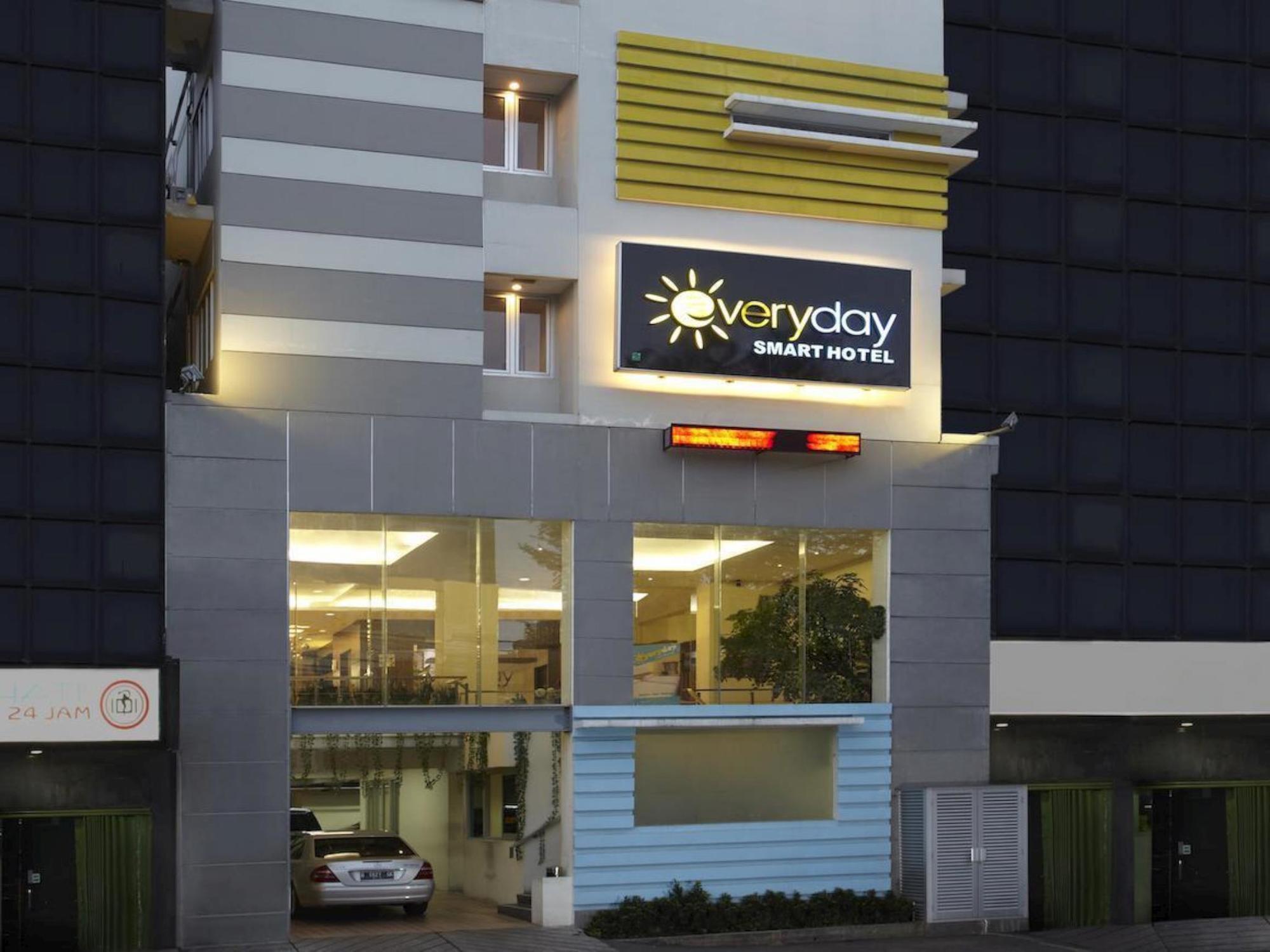 Nite & Day Jakarta - Mangga Besar Екстер'єр фото